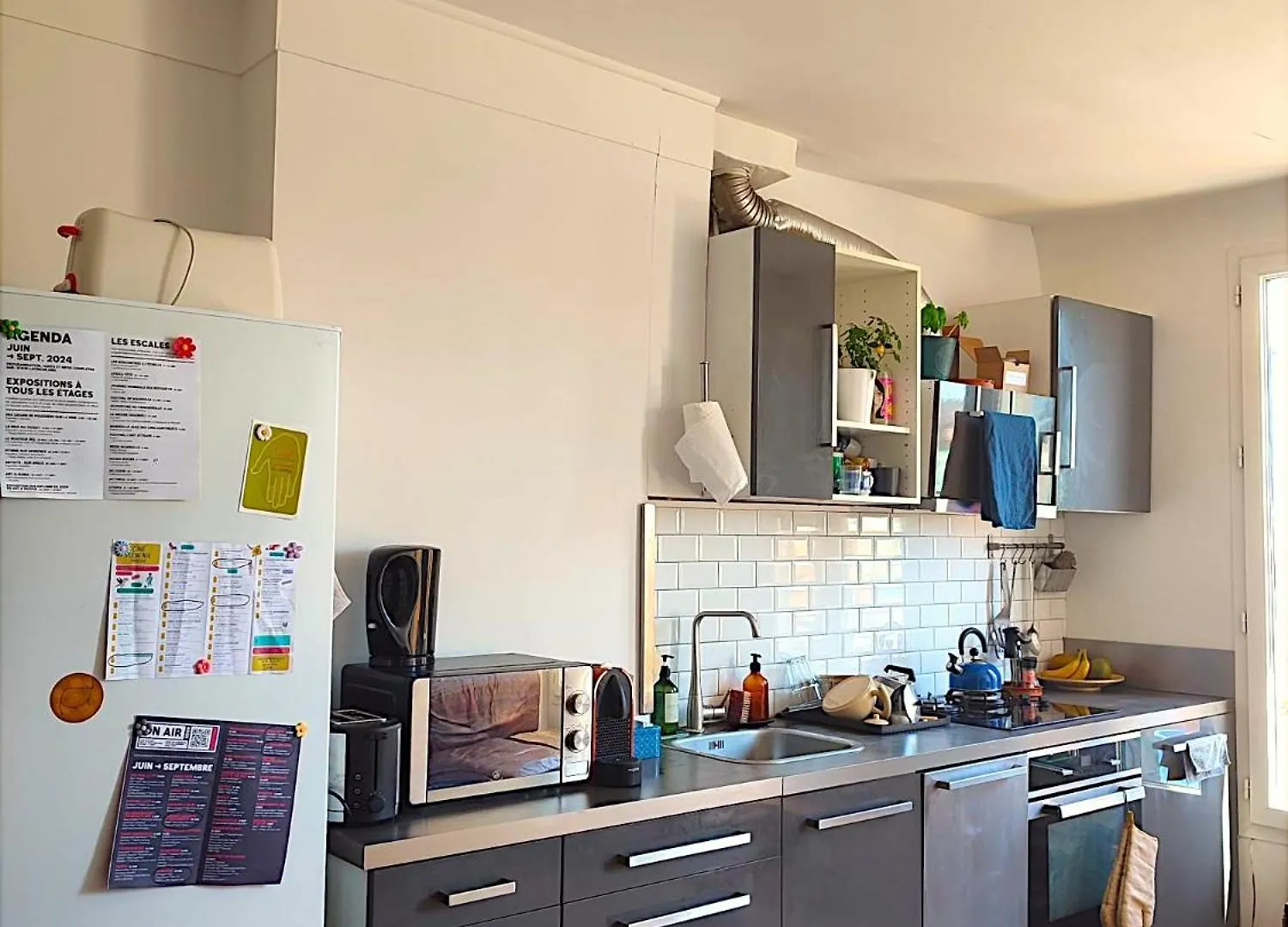 Sunny And Fully Furnished Duplex In Central Marseille