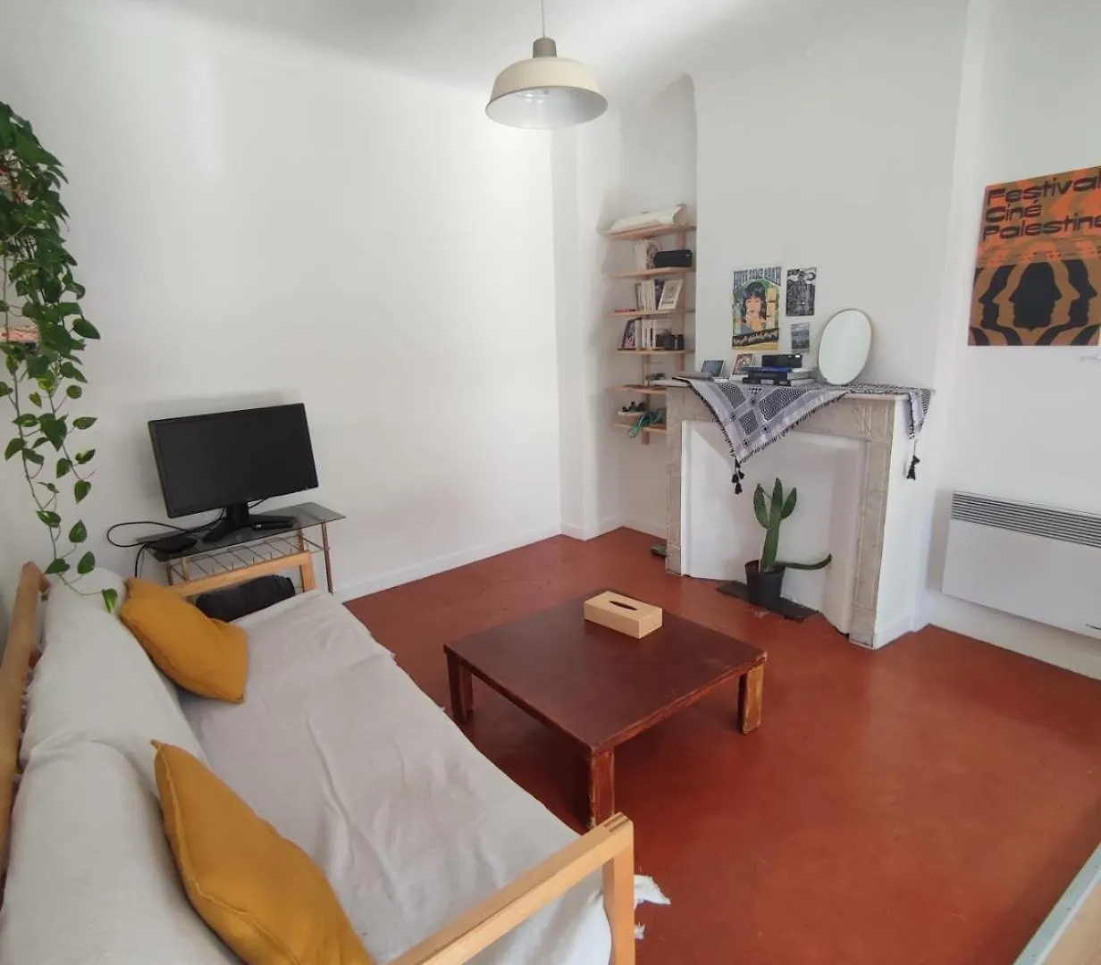Sunny And Fully Furnished Duplex In Central Μασσαλία Γαλλία